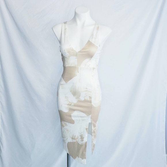 NWT L'atiste Sleeveless Bodycon Dress Asymmetrical Hem Ivory - Picture 2 of 12